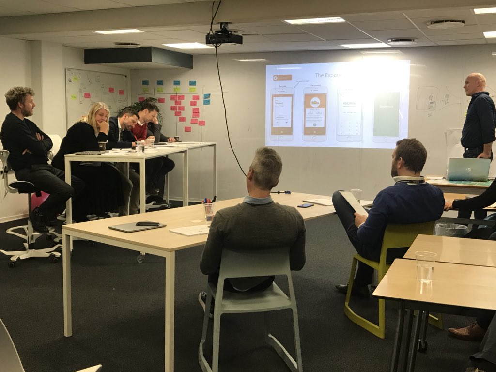 SmartpaymentsDK's tweet image. A lot of cool pitches from the Smart Payments team! #FromIdeationToExecution