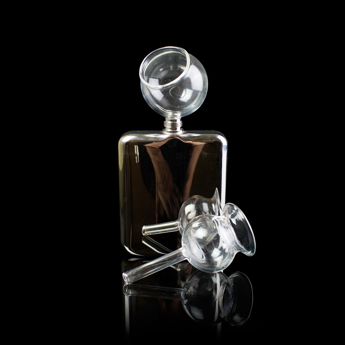 angelshareglass's tweet photo. if you are looking for the perfect way to fill your Hipflask then look no further than our filling funnels. Based on our Spirit Bowl Designs #nospills #fillyourflask #glassfunnels #whisky #hipflask https://t.co/1qY0D5VOMp https://t.co/8PcziIXJkk