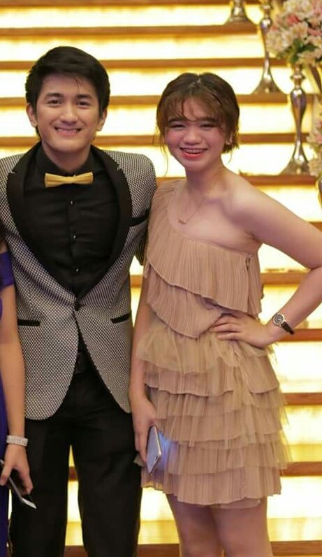 vanelope06's tweet photo. with mr.#makisig https://t.co/4mEMK4IqYW