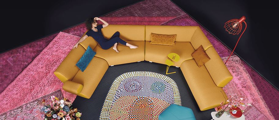 De wereld van <a href="/Leolux_NL/">Leolux</a> is een bijzondere wereld.  Soms eigenwijs, royaal of gestileerd, maar altijd comfortabel en hoogwaardig; een bron van inspiratie voor iedereen die karakterloze seriemeubelen geen optie vindt! vanwaayinterieurs.com/nl/merken/leol…
#Randstad #Interiordesign #Livingroom