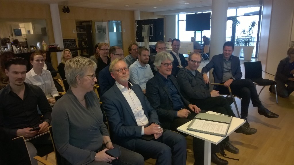 Den Helder en Schagen tekenen samenwerkingsovereenkomst om te komen tot een data center. Goed bezig!