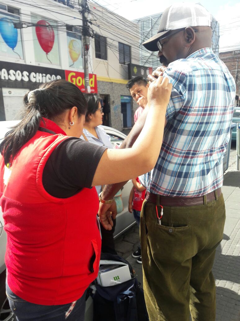 SaludImbabura's tweet photo. #Ibarra| #Distrito10D01 el Centro de Salud No 1 para dar accesibilidad a todos las personas de los grupos prioritarios, vacuna contra la influenza estacional en horario extendido y fines de semana. #SaludEnAcción https://t.co/9Rn9MQPtfk