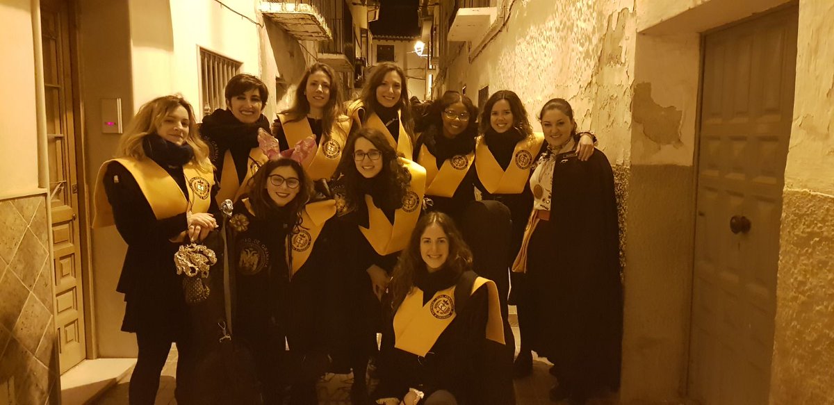 TFMGranada's tweet photo. Muchas felicidades a nuestras nuevas veteranas: Gollum, Chuleta, Tomasa, Soltera, Rompetechos y Nicole! Unas becas muy merecidas 💛 https://t.co/yGn58TGo6a