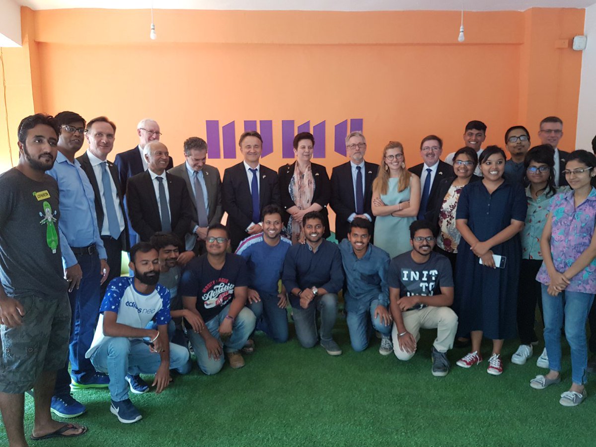 🇫🇷🇮🇳A Bangalore, capitale de la Silicon Valley indienne, je visite @NUMA_blr, filiale indienne de <a href="/NUMAparis/">NUMA</a>, accélérateur français de startups. Leur valeur ajoutée: connecter les startups, grands comptes, financeurs et accompagner les créateurs de startup dans cet écosystème