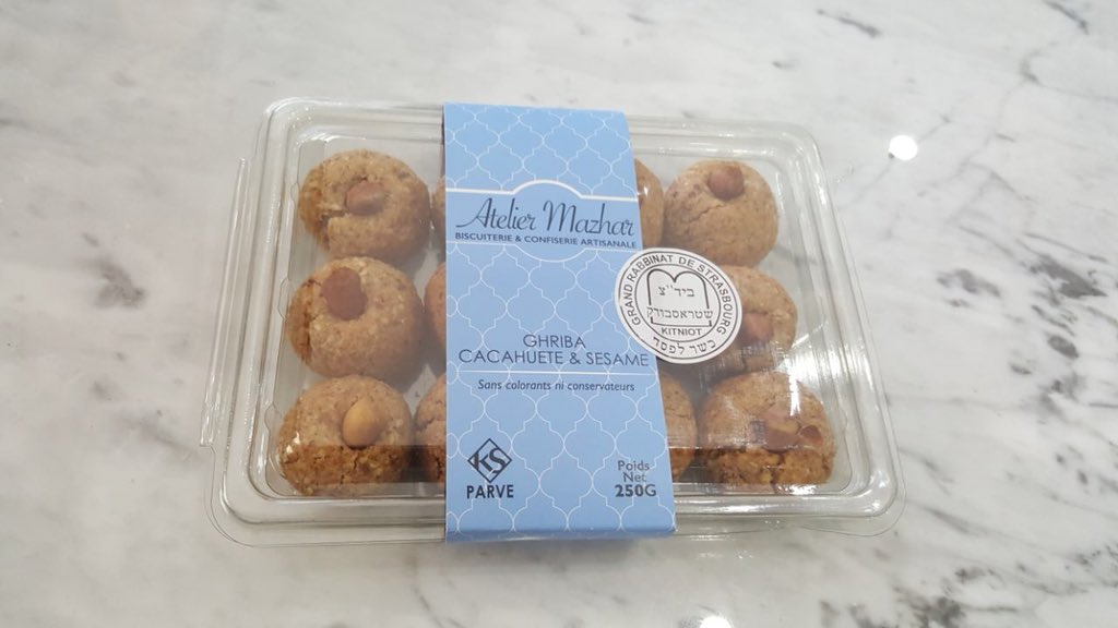 KSkosher's tweet photo. Des bons gâteaux marocains #Kosher #Passover #kitniot c’est possible. Avec la gamme de l’Atelier Mazhar sous la survei du Beth Din de #Strasbourg #KSKosher https://t.co/QOm6Va0o5n
