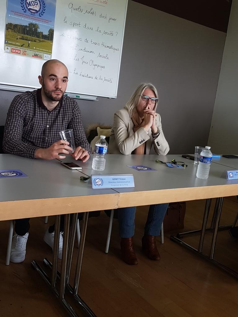 Mastermosupem's tweet photo. "La dimension économique joue en notre défaveur, nous les femmes. C'est un problème complexe" #EgaliteFemmesHommes #TableRonde #ActeursSport #mosday2018 @bbarbusse https://t.co/mfcmK3BKAt