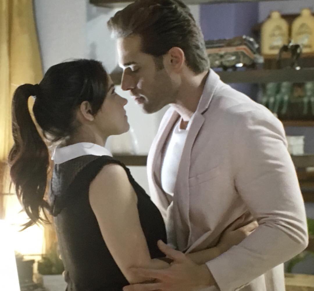 rullinaticas's tweet photo. Mauricio &amp; Renée @papaatmof @sebastianrulli y @MaiteOficial ❤️ vía #lemussoco 
#PapáATM #ConLasEstrellas #Televisa  #PapáATodaMadre #PapaATodaMadre  #sebastiánrulli #Sebastianrulli #MaitePerroni #MauriciolopezGarza #Mauricio #Reéne #México #Telenovela #Disfrutar #Actor #Papiux https://t.co/8EXe1KtKFu