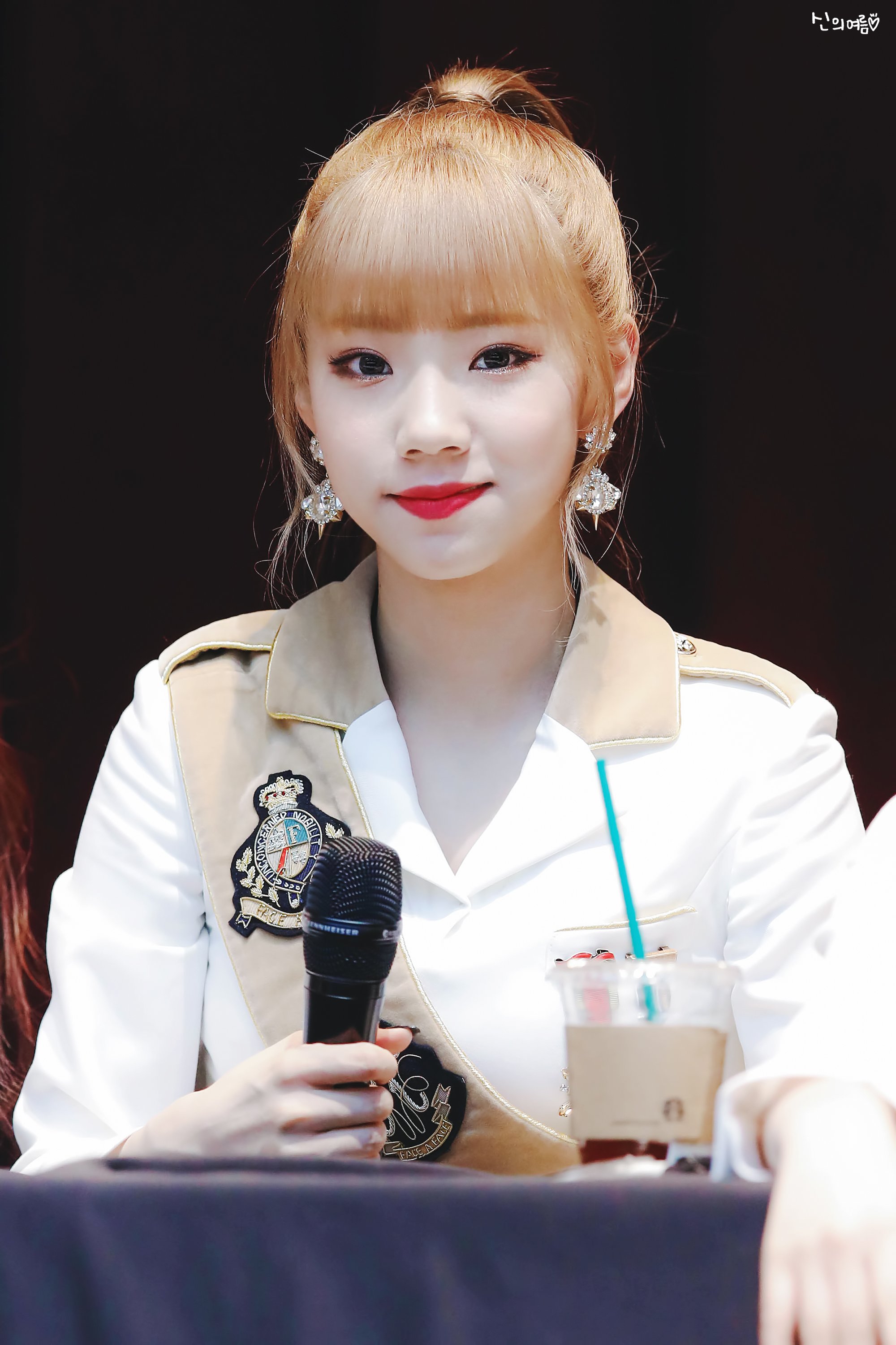 DYFGEU6VAAARiLw.jpg:orig