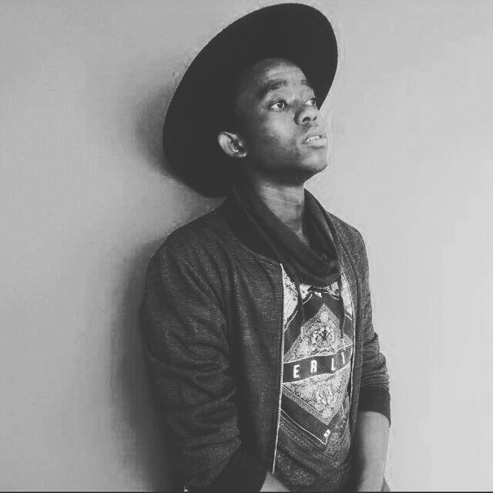 WOLFNod_E_Lak's tweet photo. @hecticnine9 #HecticBlue https://t.co/7lCt21uRl4