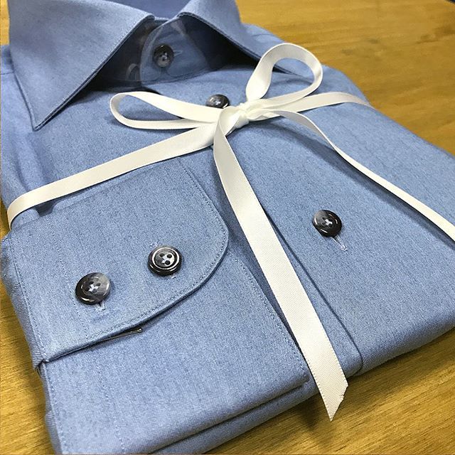 JPBespoke's tweet photo. We do casual too....and we do it well! Luxury denim tailor made shirts available in 4 different shades
.
.
.
.
.
.
.
.
.
.
.
.
.
.
.
.
.
.
.
.
#jamespalombo #jpbespoke #fashion #streetstyle #gentleman #suit #bespoke #bespokesuits #tailor #menswear #mensf… https://t.co/Xdq7QQYR3d https://t.co/H1TQm3sKXe