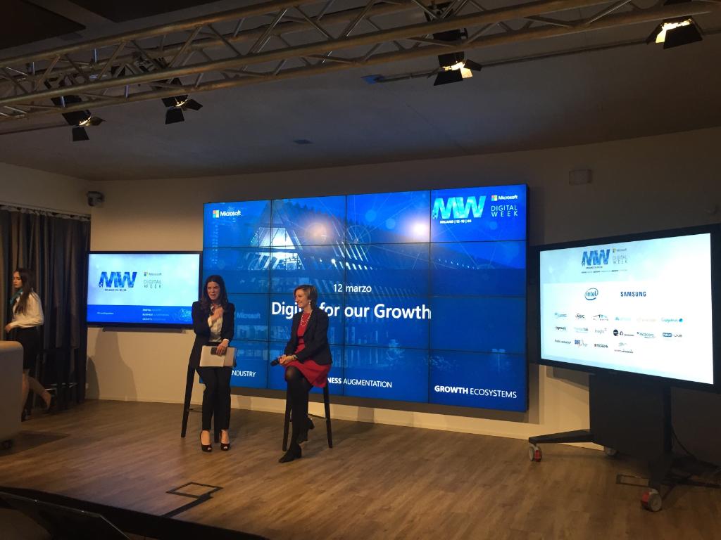 Con l'intervento dell'AD di Microsoft Italia <a href="/candocandi/">silvia candiani</a> si chiude la conferenza d'apertura di #MicrosoftDigitalWeek, ma la settimana è appena iniziata. Registrati allo streaming e segui le sessioni per scoprire il futuro del digitale, oggi: msft.social/IVALPF