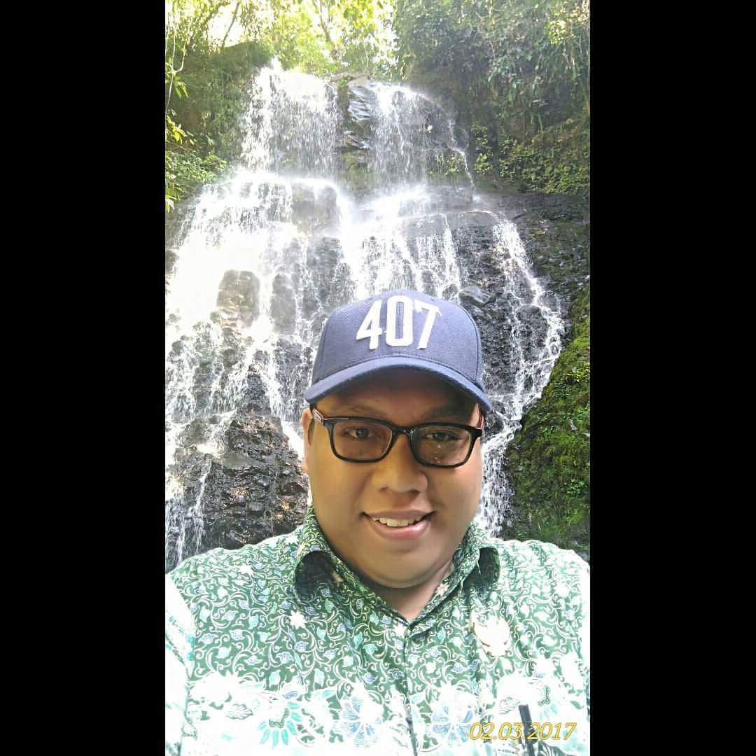 wardhanahmad's tweet photo. Greetings from Indonesia, @Sup3rJunior, I am a fanboy of #SuperJunior ๐๐๐ #ELFsELFie, have attended #SS4INA, #SS5INA, #SS6INA, and #PhonographAtINA https://t.co/Yx3iGd2oRr