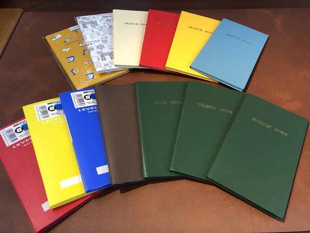 naga_webshop's tweet photo. オンラインショップスタッフが選ぶ『逸品』ブログ更新しました!
https://t.co/VDGEj2A8Ox
#野帳 #測量野帳 #フィールドノート #コクヨ #KOKUYO #ロングセラー #野鳥と誤変換 #LEVELBOOK https://t.co/jx74JHuZJo