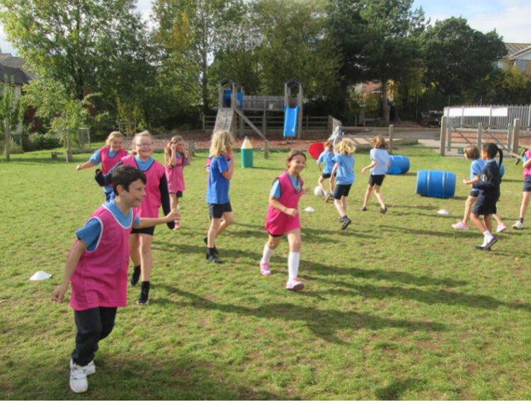 ExeterCCT's tweet photo. We're looking forward to getting over 180 Year 5s active this week through our @KinderSportUK #moveandlearnproject starting tomorrow at Starcross Primary School and Pinhoe Primary School. https://t.co/WF74noDKN9