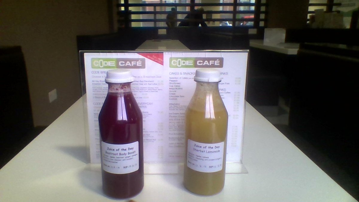 CODEstudentchat's tweet image. Pop down to the Café today for:
Halal Chicken Soup £2

We have two choices for today&apos;s Juice of the Day:
Beetroot Body Boost £2
(Apples, Beetroot, Ginger, Oranges)

Sherbet Lemonade £2
(Apples, Lemons)