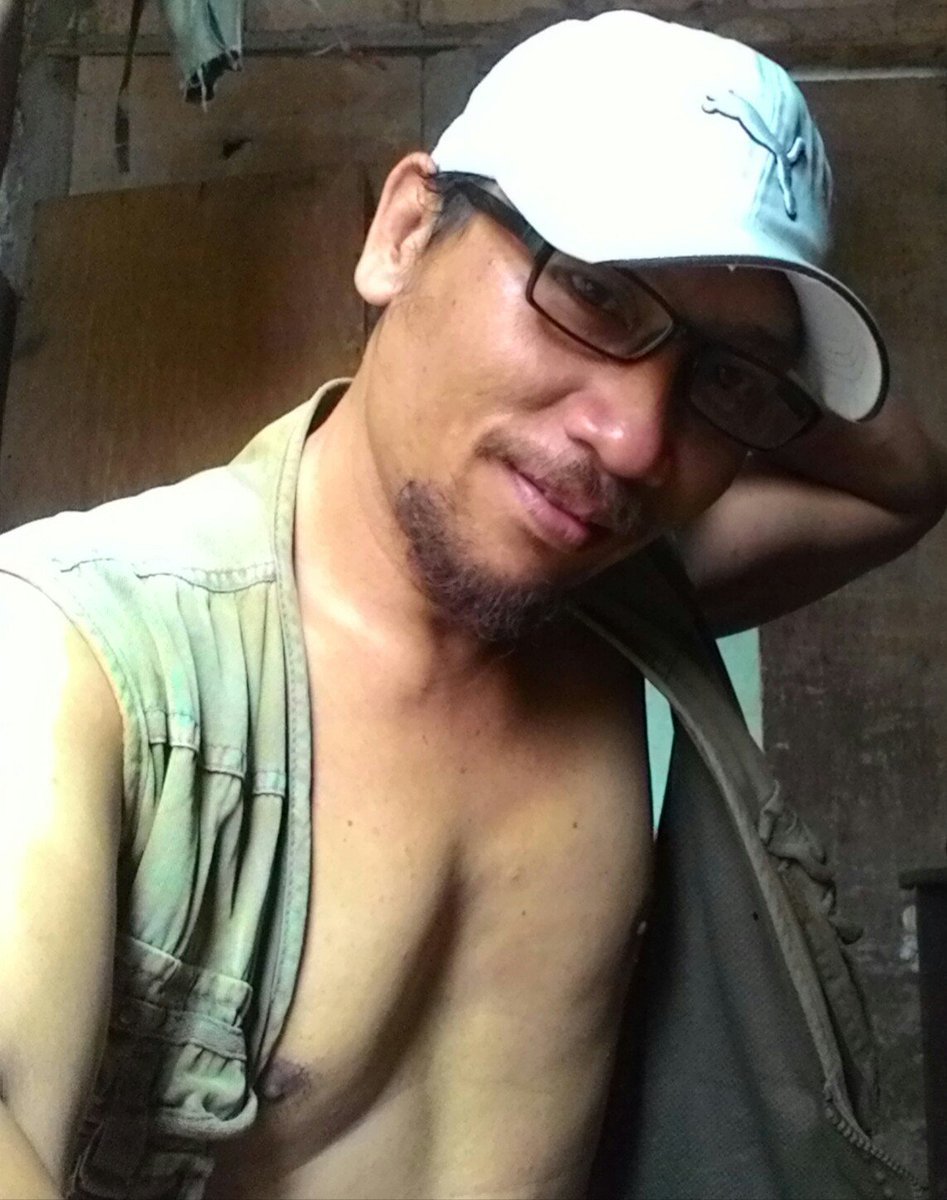 Rakadoesoen's tweet photo. Buka dikit.....josssssss....
He..he..he.... https://t.co/yr529eH65D