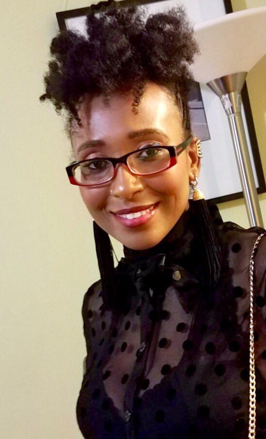 miriamchemmoss's tweet photo. a.k.a “Miro” in New York. 😛. #africainnewyork #braidedmohawk #braidedmohawkupdo https://t.co/lzNupIgbmE