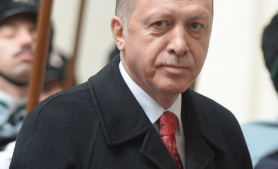 formichenews's tweet photo. Pil gonfiato, caccia al gas e geopolitica. Come cambia il rapporto fra Washington e Ankara? L'articolo di @FDePalo 
https://t.co/IYYJYoAtlY https://t.co/QiDCWqaIFi
