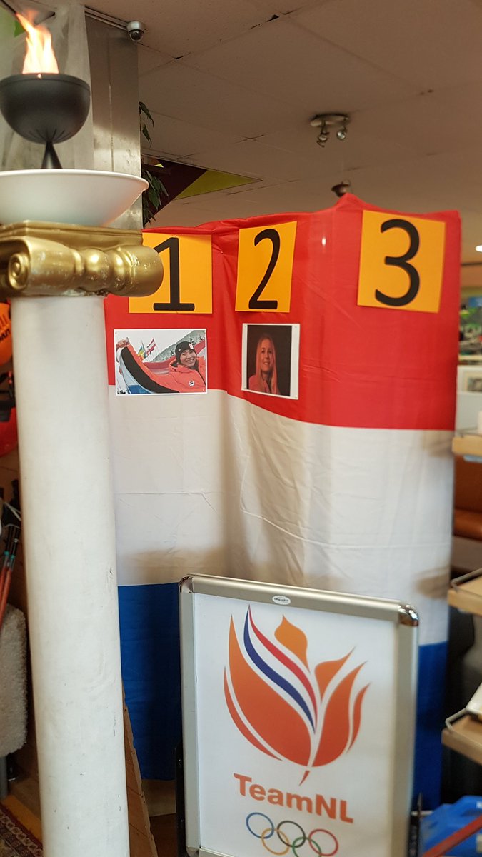 KMijdrecht's tweet photo. De Olympische Vlam brandt weer bij Kringkoop voor de paralympics @teamNLtweets https://t.co/DGYxkyXqCI