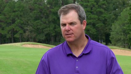 BeginBetterGolf's tweet image. Distraction can take your concentration away and spoil your entire game. Here&apos;s how to handle that situation and get your objectives back on. Click here to know more! #beginbettergolf #coursestrategy
bit.ly/2p4x4tg