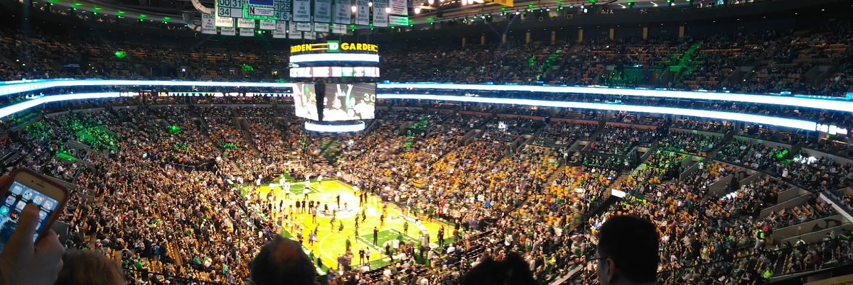 dalva_martinez's tweet photo. Impresionante! Un espectáculo de principio a finLástima de la derrota de los Celtics... # comodisfrutarianaquimishijos #ysusamigos #BCU11#BCU10#somosuno https://t.co/Uqnqiec1JE