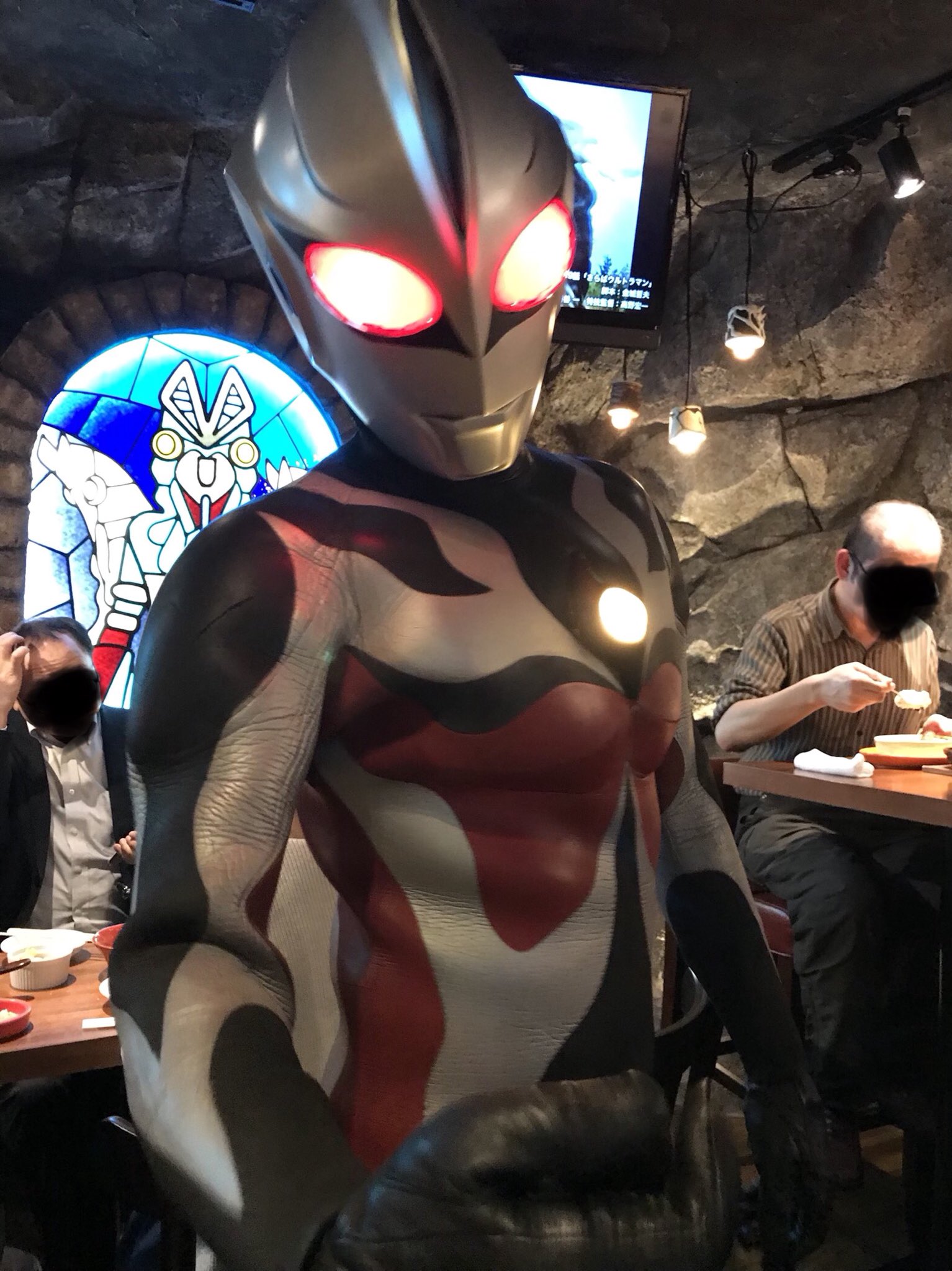 金栗 二回目のカオスウルトラマンカラミティさんに会ってきました 思いのほかフレンドリーで安心して闇に身を委ねられました 怪獣酒場 金栗 二回目のカオスウルトラマンカラミティさんに会ってきました 思いのほかフレンドリーで安心して闇に身を委ねられました 怪獣酒場