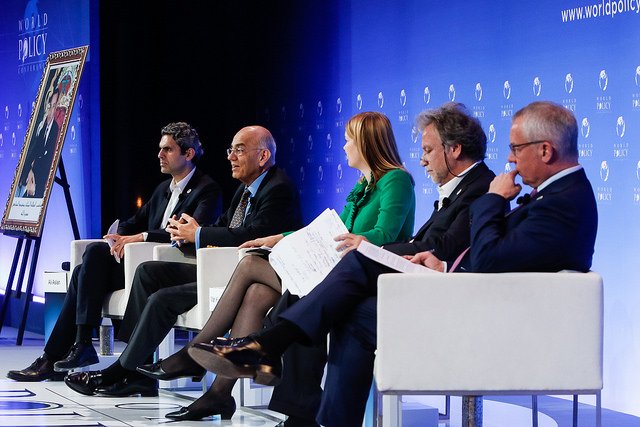 WorldPolicyConf's tweet image. #WorldPolicyConf 2017 - All pictures of plenary session 9 about #ArtificialIntelligence and the future of #HumanLabor are available on Flickr 📷 flic.kr/s/aHsmbd5JiU