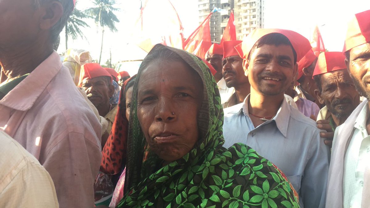 cjpindia's tweet photo. .@SitaramYechury compares #KisanLongMarch to #DandiMarch Also says this #FarmersOutcry is like the explosion by #bhagatsingh #FarmersMarchToMumbai @cpimspeak @KisanSabha @_YogendraYadav @harsh_mander @TeestaSetalvad @jigneshmevani80 @KKumarJNU https://t.co/aCWOisBMU7