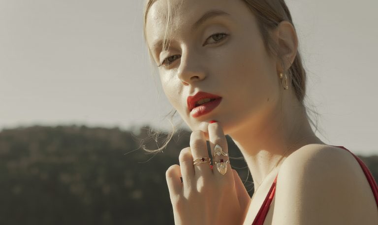 Lucuix_'s tweet photo. Hoy en nuestro blog os contamos todo sobre nuestra última campaña SS18, SAKURA🌸

https://t.co/X11VYBqbtv

#Lucuix #SS18 #PV18 #Sakura #joyas #moda #campaña #blog https://t.co/63lqsuhlYy