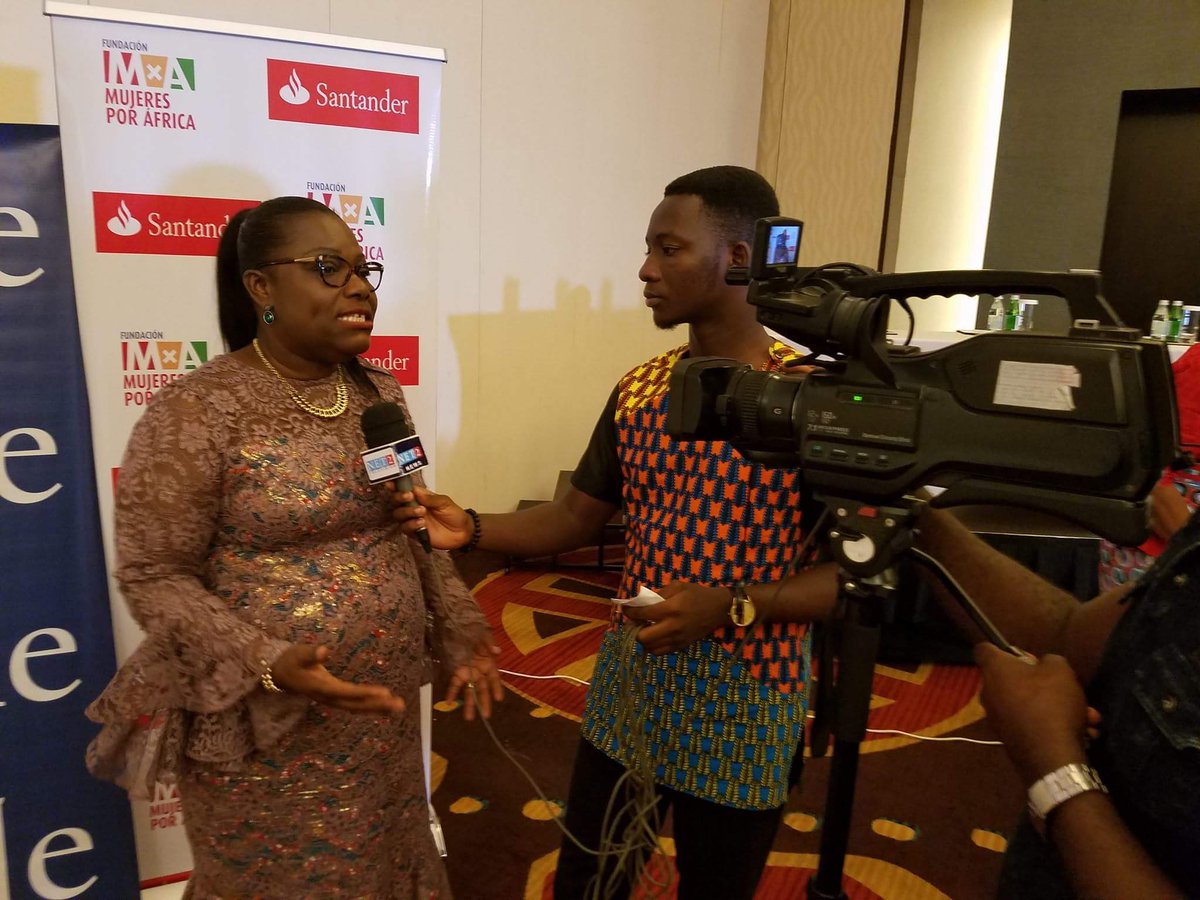 NanaOyeBampoe's tweet photo. The happiness we all want in our society, women are those who can make it happen
That is why it is the duty for us all to to support the Affirmative Action Bill. The ultimate goal is to ensure service to humanity, service to Africa&amp;service to the WOMAN

#YaleInGhana
#YaleInAfrica https://t.co/hk6l4q4Rab