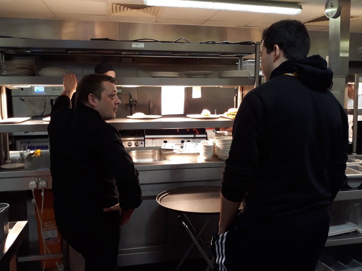 seandavison tweet media