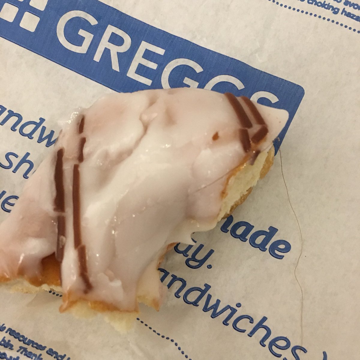 What the heck <a href="/GreggsOfficial/">Greggs</a> ! I didn’t ask for a gross hair in my donut...🤢🤢🤢