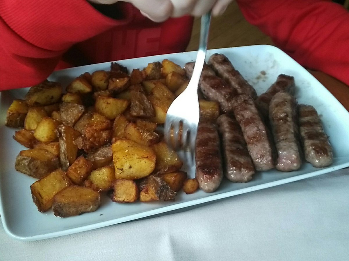 dalibor410's tweet photo. You know that feeling when you promiss your son to take him for #chevapi and you are on strict diet?
Well... https://t.co/ZqEXIus7av