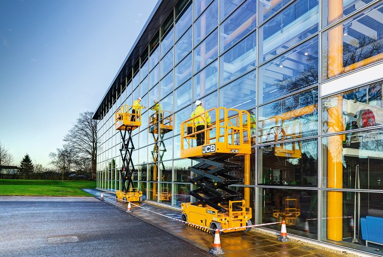 JCB platformlar Türkiye’de!
fmrent.com/?p=10539

#JCB #platform #SİF