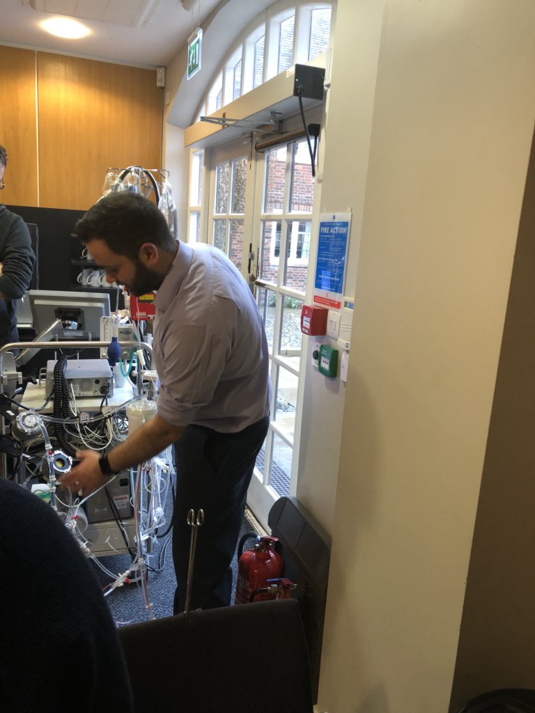 papworth_pd's tweet image. The first practical session has started... here are Jo-Anne Fowles and Simon Anderson showing the delegates the equipment @annei_jo