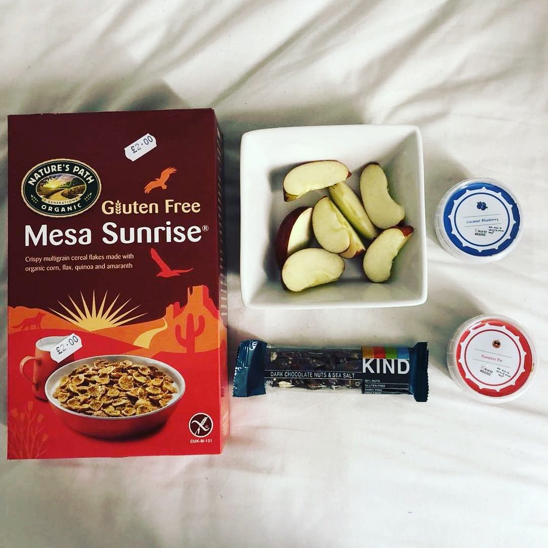 WeAreNutnique's tweet image. Snacks like these, Look as good, Taste as good 😉
#SnackHeaven#MondayMotivation
#PlantBased#Nutty#KindSnacks
#Nature'sPath#FruityApple
#GlutenFreeFrankie#SnackHappy
#Nutspiration#GlutenFree#Vegan
#Organic#QuestionTheNorm
Nutty Revolution✌