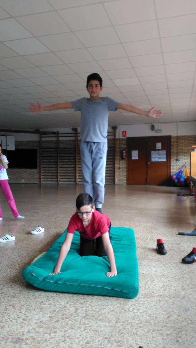 ColeVillada's tweet photo. Nos encanta acrosport!!!!! https://t.co/aVeFeifoLd