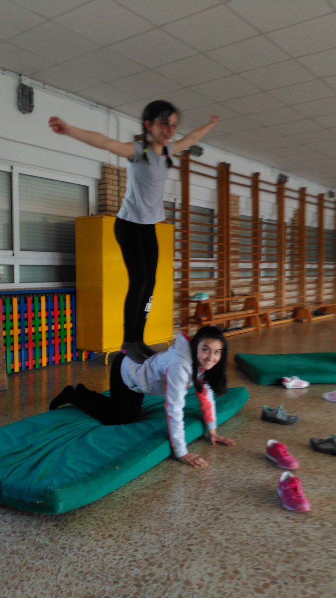 ColeVillada's tweet photo. Nos encanta acrosport!!!!! https://t.co/aVeFeifoLd