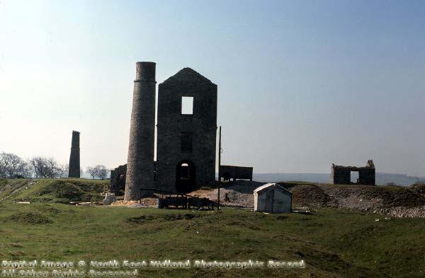 Magpie Mine in #Sheldon #Derbyshire #PeakDistrict taken in 1976. Reported to be over 300 years old, it is a scheduled ancient monument and is the most complete example of a #lead #mine in Derbyshire goo.gl/VQvfGg