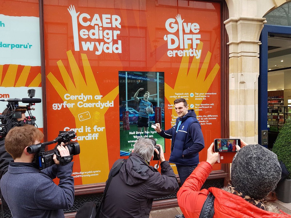 We're proud to be supporting the @GiveDIFFerently charity to help end homelessness in Cardiff. Huge thanks to @samwarburton_ showing how people can donate with a contactless card at our special installation! #carditforcardiff <a href="/wearecowshed/">Cowshed</a>