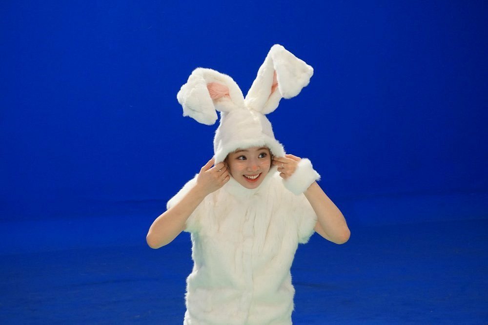 Jeongyeon Com V Twitter Ttのmv Behindのダヒョンウサギさん 本当に可愛すぎて萌え死ぬんだ