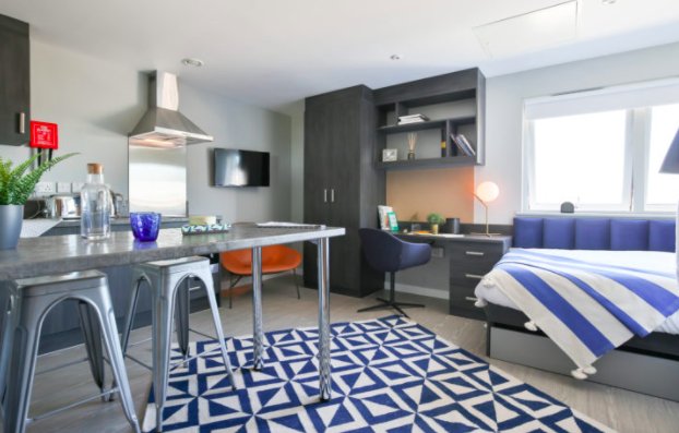 _HelloStudent's tweet photo. Experience our uniquely designed Conran Shop executive studios at either Windsor House, Cardiff or The Ballet School, Glasgow. #HomesNotHalls https://t.co/DWMCWiuiXK
.
.
.
.
.
.
.
#StudentLife #Unilife #StudyAbroad #HelloStudent #Photography #InteriorDesign https://t.co/zkQYxWQK9Y