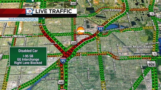 DISABLED CAR: I-95 SB & Golden Glades Interchange. A right lane is blocked. #TRAFFIC #MIAMI https://t.co/lWRBsCoezb
