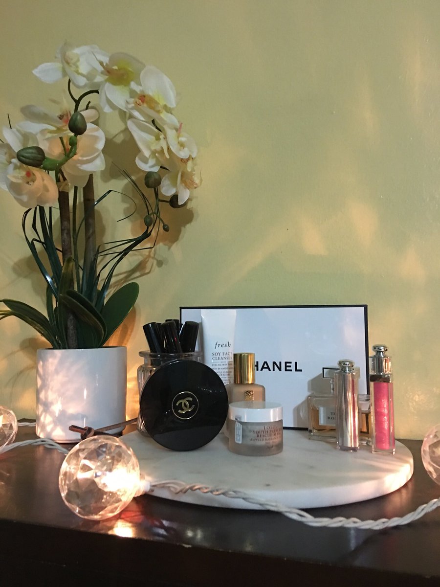 jerilyn_jimenez's tweet image. Love detailing. ❤️😍