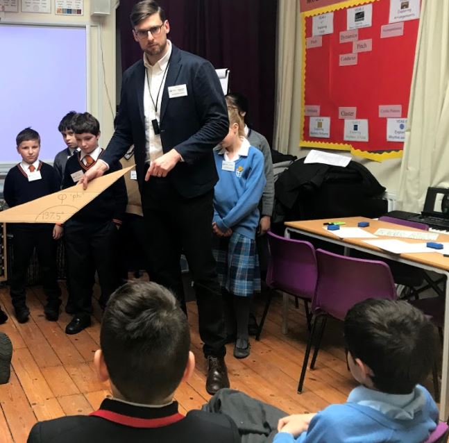 ealing_college's tweet photo. Our very own Head of Engineering, Adrian Winiecki, was invited to contribute to the @BellevueGroup Maths Collaborative Learning Day last week. Adrian held a session for talented mathematicians from five Bellevue prep schools across London #BVCollaborativelearning #EICMaths https://t.co/CnDab0lk08