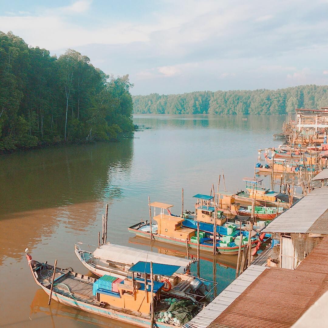 PerakTourism's tweet photo. The fishermen village in Port Weld, Kuala Sepetang through the eyes of @xuangtan

#tourismperak #visitperak2018 #PortWeld #KualaSepetang https://t.co/4mPZBxSNxl
