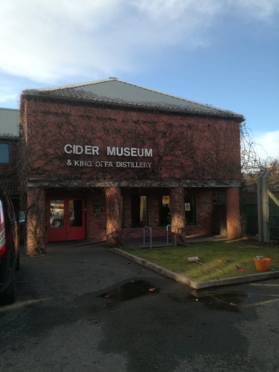Hello #herefordhour There are still a few places left for our amazing Iyengar yoga taster session  @homeofcider this Thursday at 12.30- 1.30. Only £2.50. Mats provided.  Book 01432 354207 or enquiries@cidermuseum.co.uk
Part of #MuseumsWellbeing #Wellbeing week.