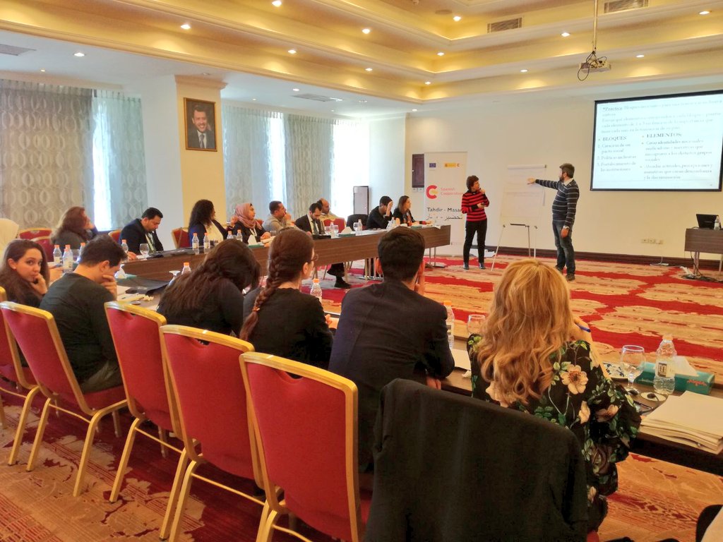 VOrtCam's tweet photo. Construyendo las condiciones para la #Paz en Siria, trabajando con la Sociedad Civil. La reconciliación inclusiva y el acuerdo entre las diferentes visiones de la ciudadanía son claves para conseguir una paz duradera y justa #TAHDIR #MASAR #Syria @eu_eeas @CooperacionESP https://t.co/97FfvBrlew