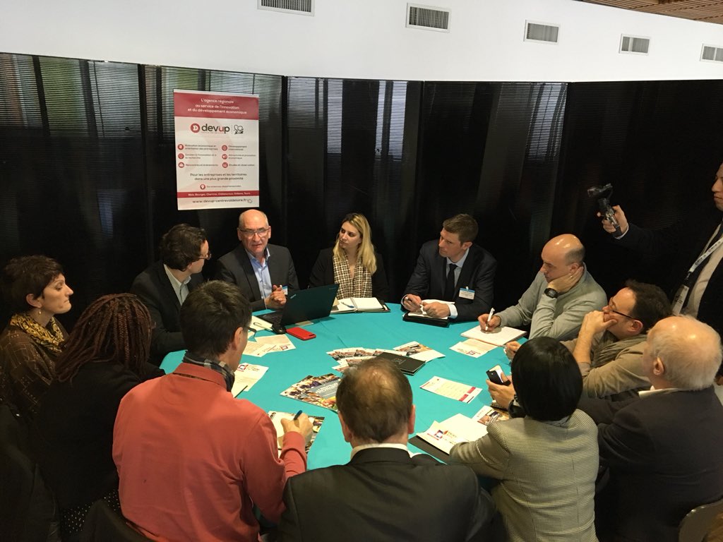 Devup_'s tweet image. #RREE2018 rencontres régionales de l’économie et de l’emploi en @RCValdeLoire avec @Devup_ @poleemploi_RCVL @apec_cvl @Prismemploi @Syntec_Inge. Démarrage des tables rondes