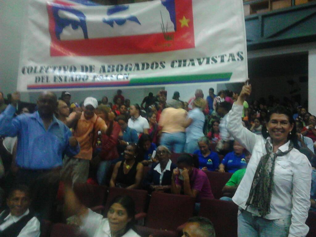 betssy_rivero's tweet image. Pueblo Bravío que Lucha y  construye una Patria para Tod@s,Libre,independiente, soberana y profundamente Chavista #JuntosTodoEsPosible @NicolasMaduro @dcabellor @LMOTTAD @vclarkb @torrealbaf @ANC_ve @DrodriguezVen @ConCiliaFlores